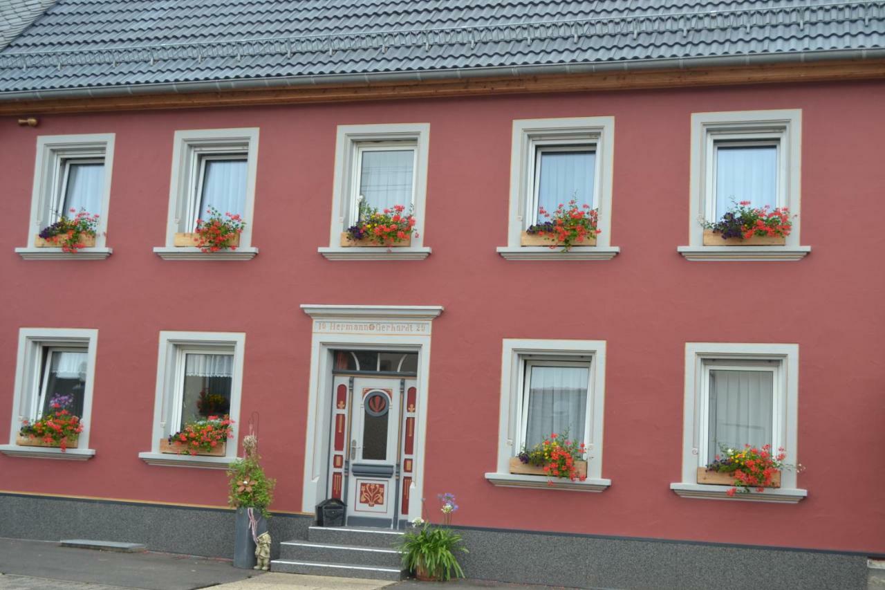 Pension - Hierzer Herborn  Exterior foto